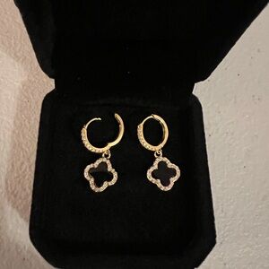 OCEANS FINE JEWELRY Black and Gold clover earrings. 1”